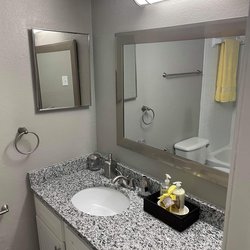 bathroom model unit at 100 Inverness Apartments in Birmingham, AL