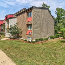 building at at 100 Inverness Apartments in Birmingham, AL